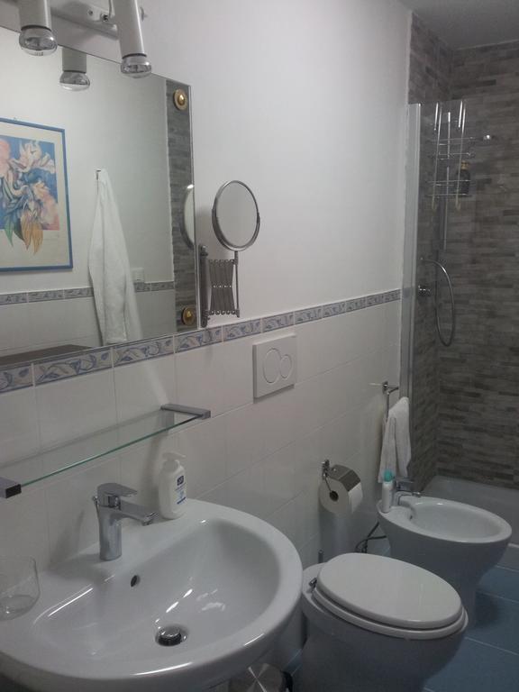 B&B Graziani Relais Nápoles Quarto foto